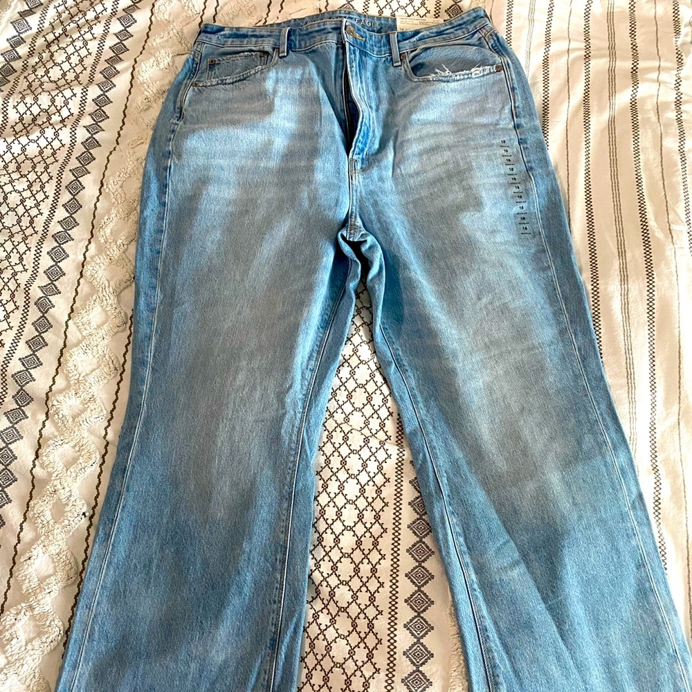 American Eagle 90’s Flare Highest Rise Jeans (R), Size 18